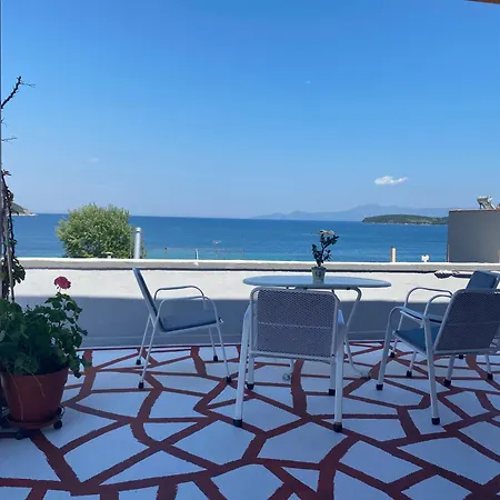 Nikos Apartment Nea Peramos (Macedonia)