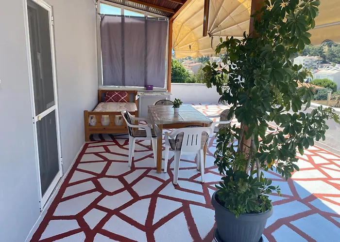 Nikos Appartement Néa Péramos