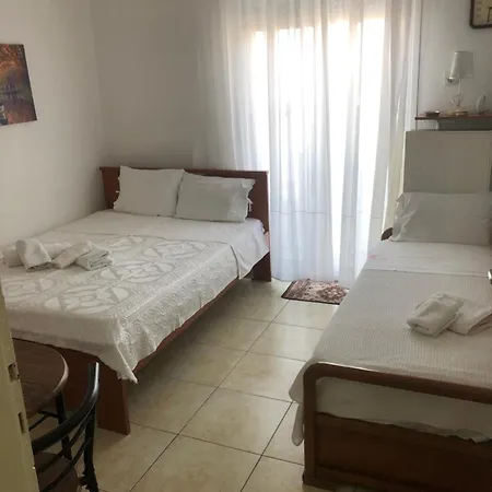Apartment Nikos Nea Peramos (Macedonia)