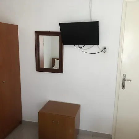 Nikos Apartment Nea Peramos (Macedonia)
