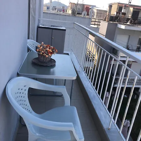 Nikos Apartment *