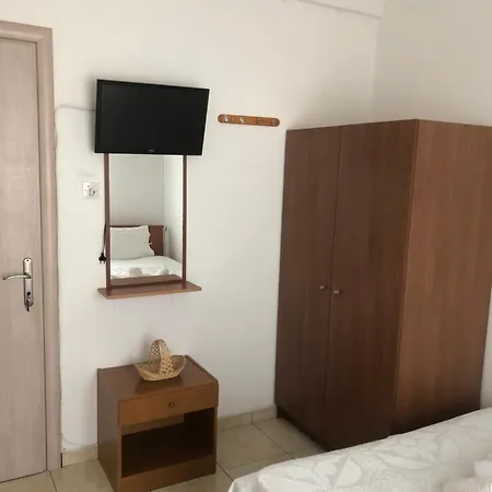 Apartment Nikos *