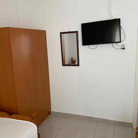 Nikos Apartment *